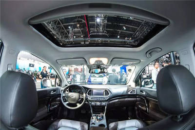 20萬不到能買首款合資新能源SUV？北京車展體驗廣汽三菱祺智PHEV機電耦合系統